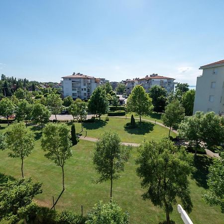 Lakeside Family Apartment Siófok Extérieur photo