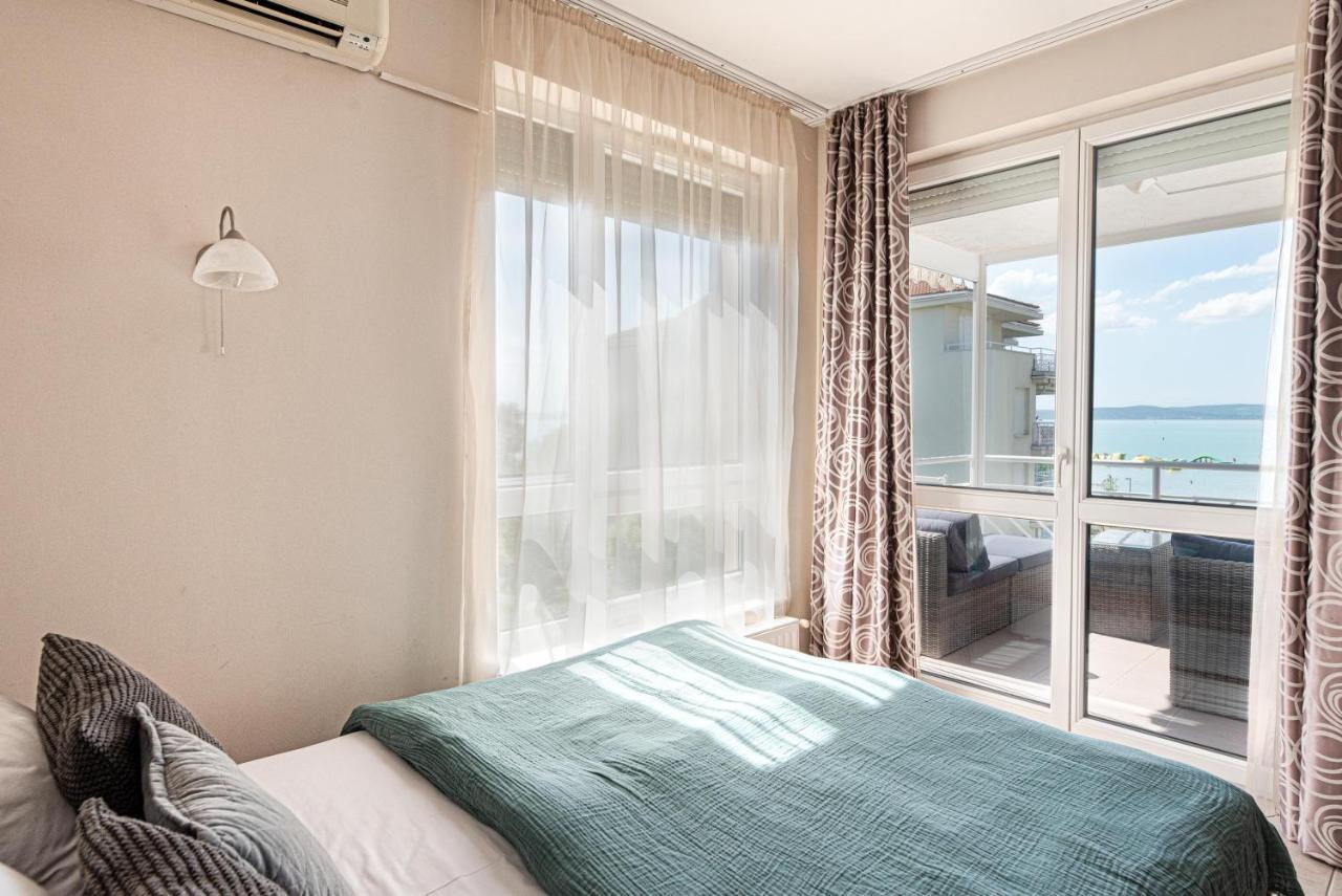 Lakeside Family Apartment Siófok Extérieur photo